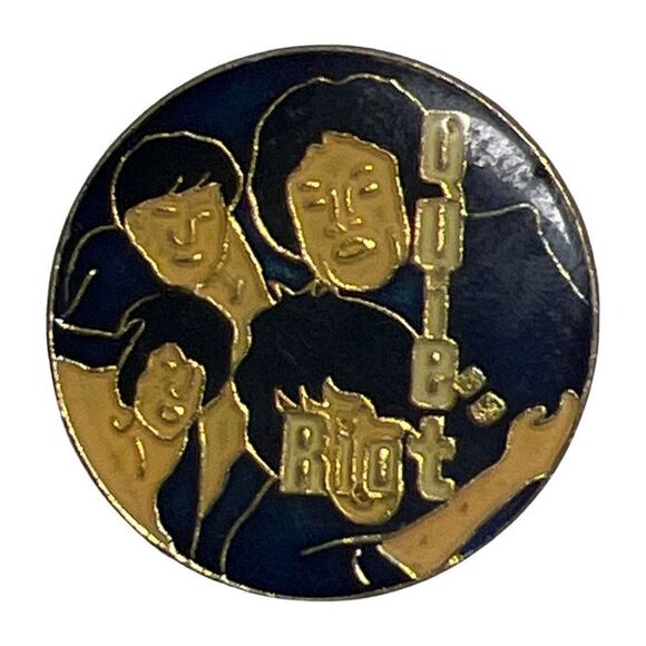 Cyndi Lauper Singer Pin Vintage Fans Collectibles Accessories 5 Pieces Set - Picture 3 of 7